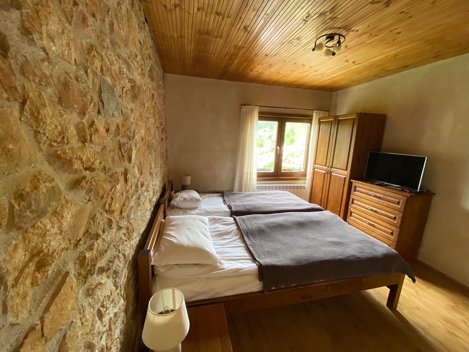 Panorama Progled guest house interior