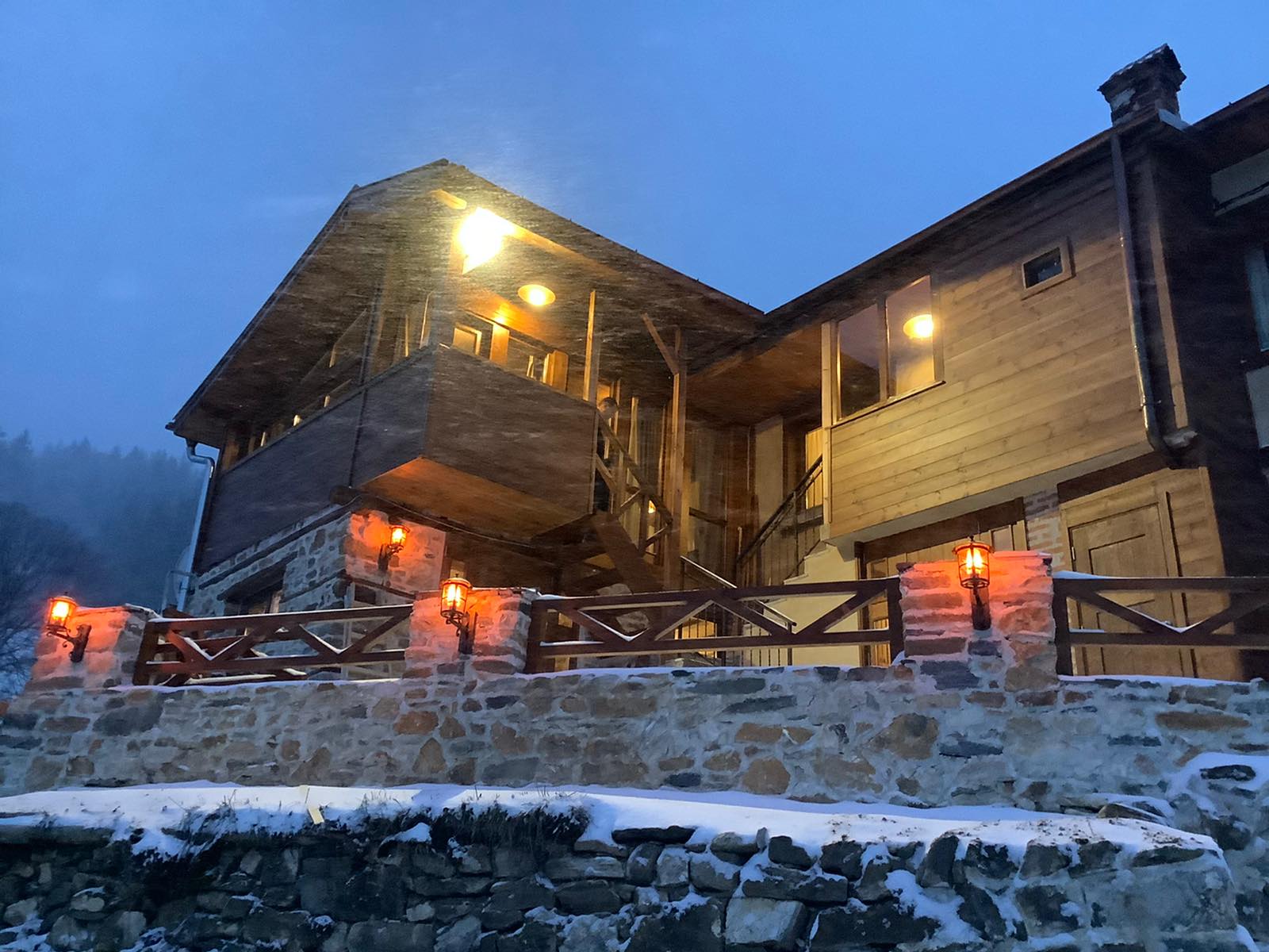 Panorama Progled guest house interior